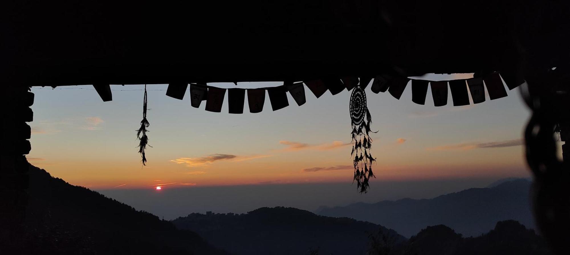 The Unmad - Dharamkot Bed and Breakfast Dharamshala Exteriör bild